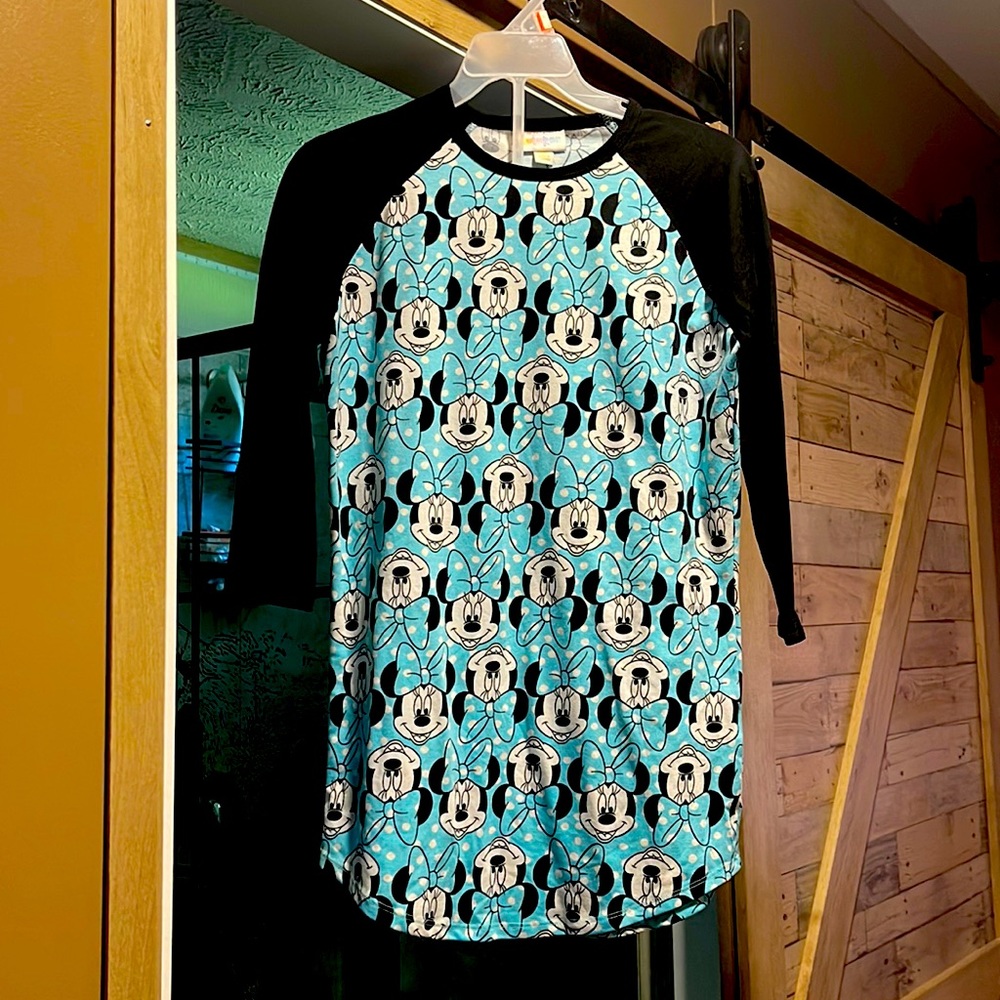Xxs lularoe Minnie Mouse raglan